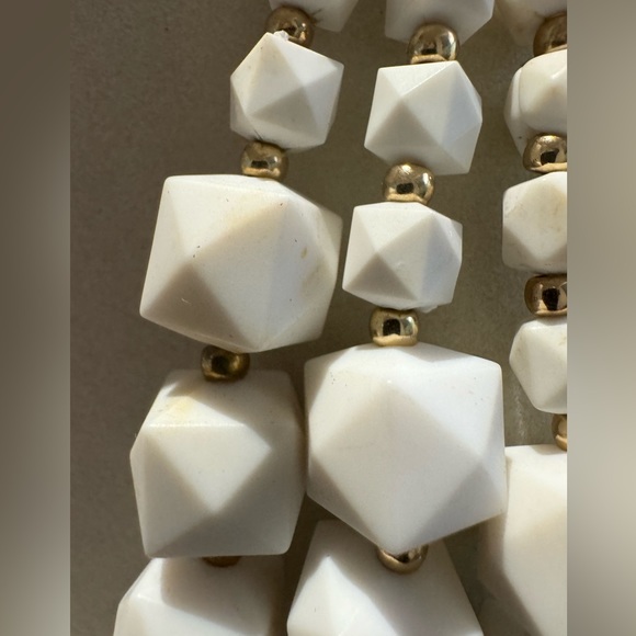 Charming Charlie White Cubed Spikes Necklace and earrings set NWT - Picture 7 of 10